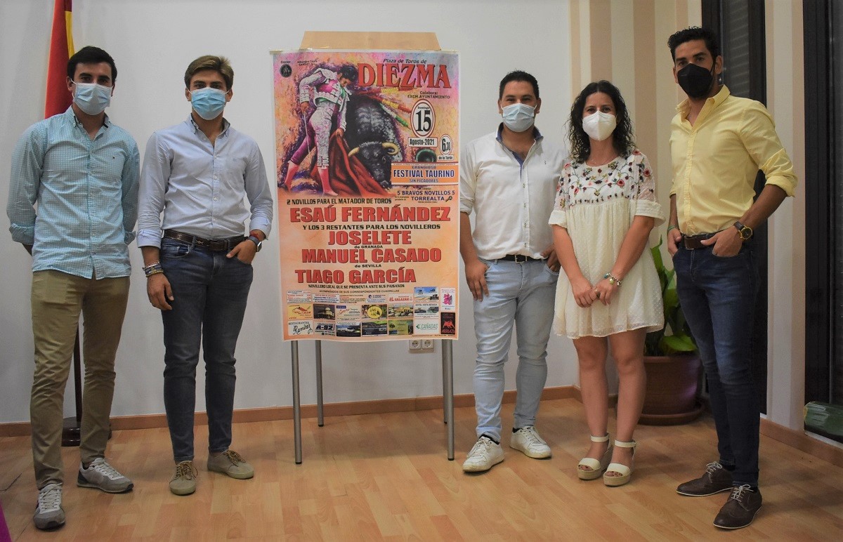 Festival taurino en Diezma en agosto