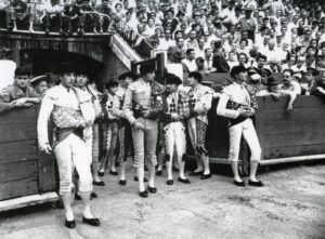 Luis Miguel y Ordóñez, en el paseíllo del mano a mano del Verano Sangriento. Foto: APLAUSOS/FINEZAS