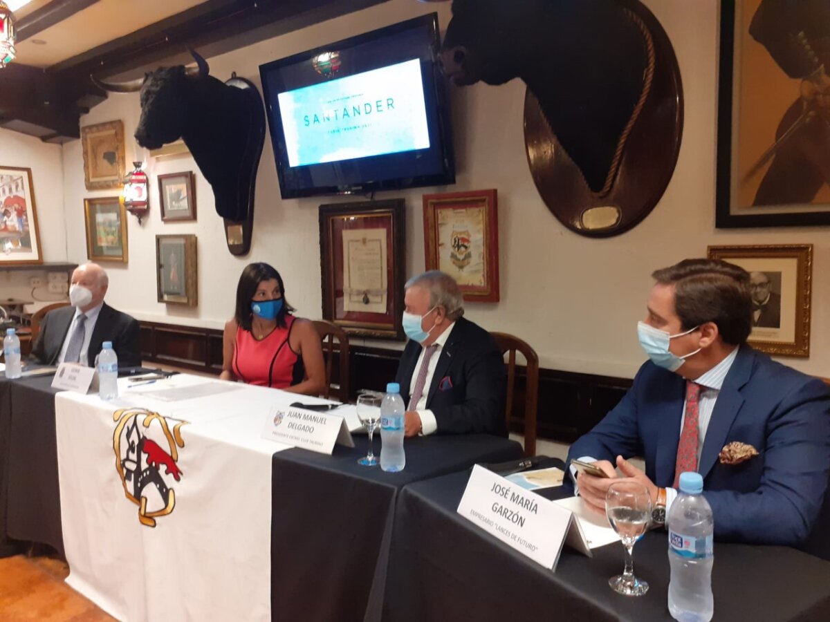 Garzón y la alcaldesa de Santander presentan a los bilbaínos la feria cántabra