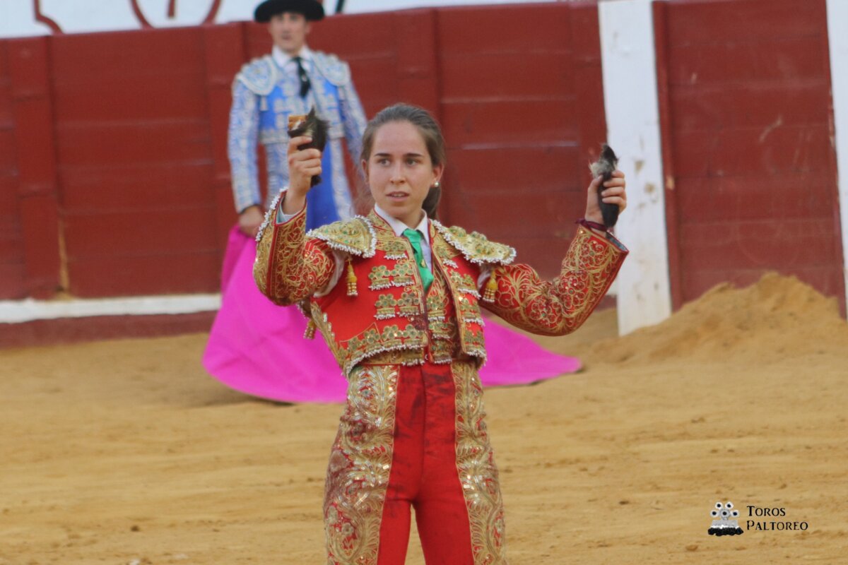 Carla Otero, estable tras recibir una cornada de tres trayectorias de 20, 15 y 12 centímetros