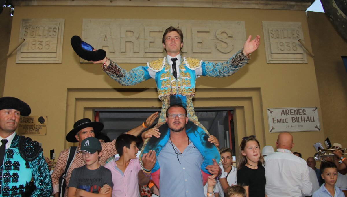 Juan Leal se reafirma en el mano a mano de Saint-Gilles