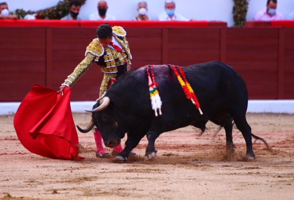 Diego Urdiales hizo el toreo en Colmenar con un zacarías de dulce