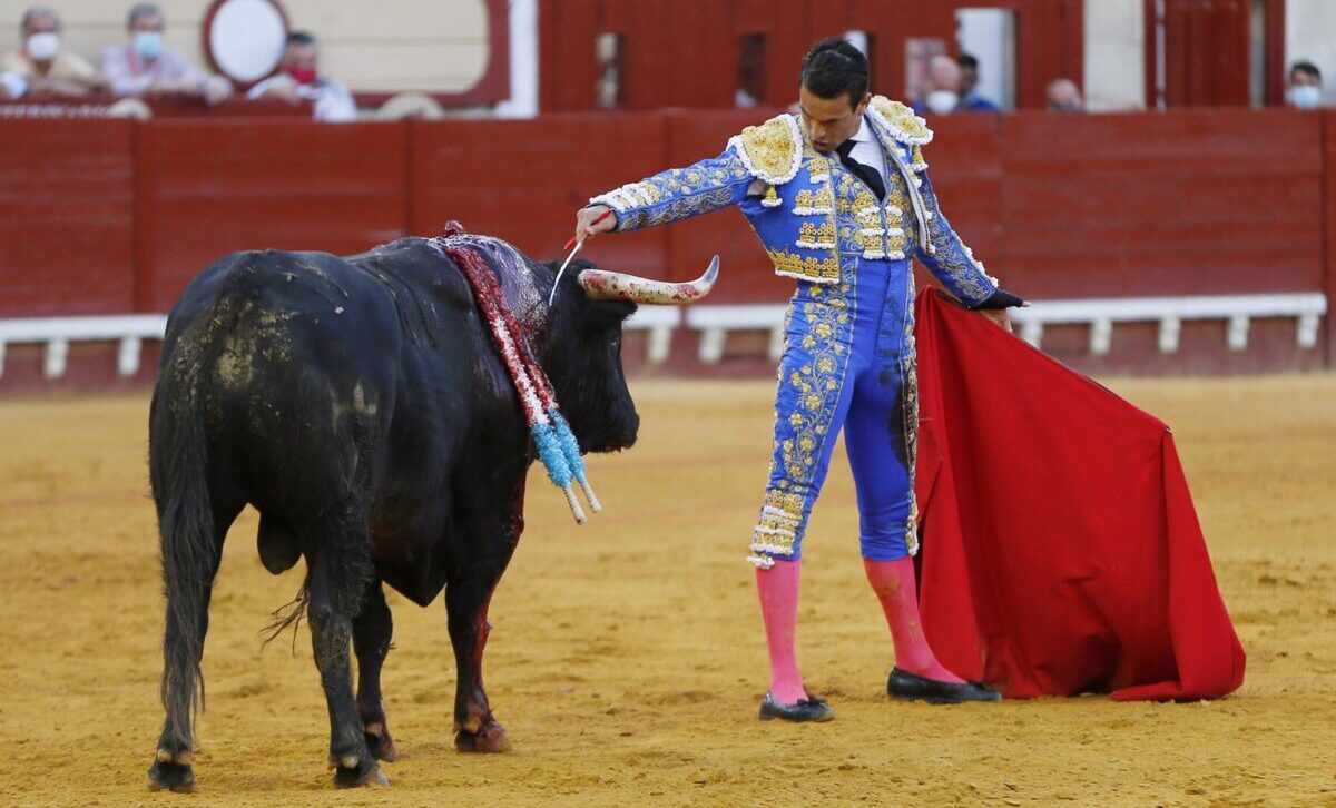 Incierta, tarda, corta y con dudosas trayectorias