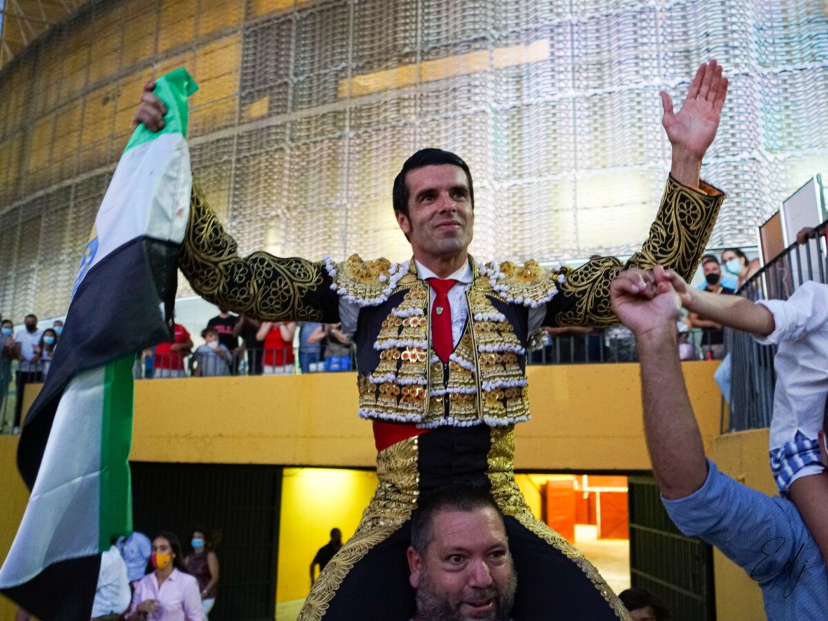 Emilio de Justo y Perera, pelea de gallos en Illescas