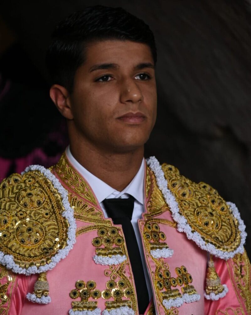 El novillero Adam Samira se retira de los ruedos