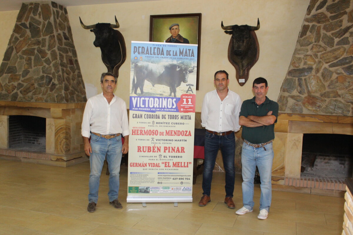 Victorino Martín debuta en Peraleda de la Mata en un festejo mixto con tres hierros