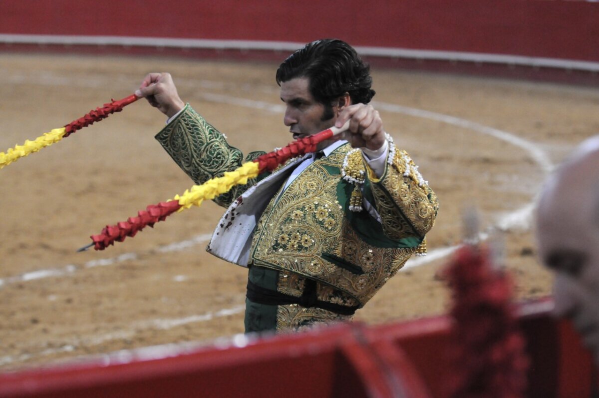 "No pido perdón, permiso y no explico por qué soy aficionado a los toros"