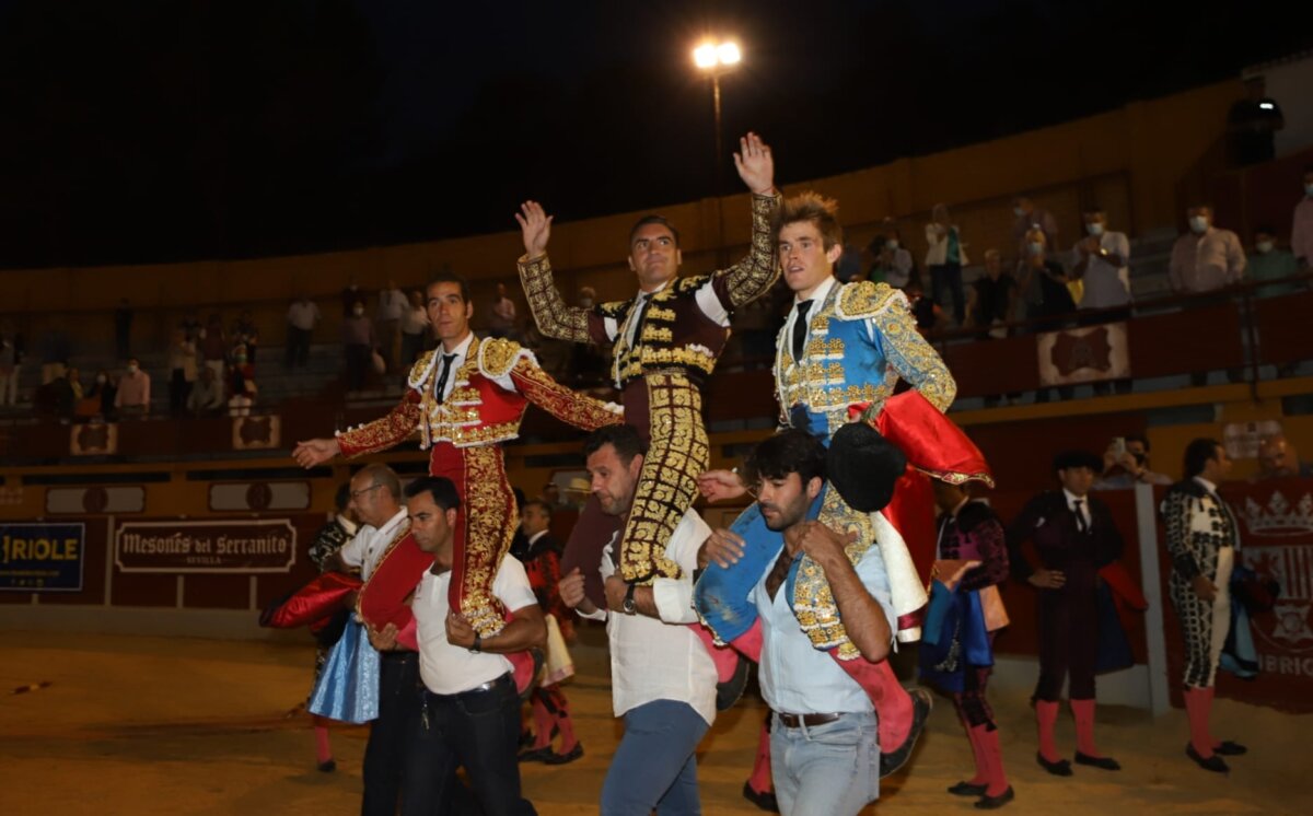 Chacón, Moral, Jiménez y La Palmosilla, tarde para el recuerdo en Ubrique