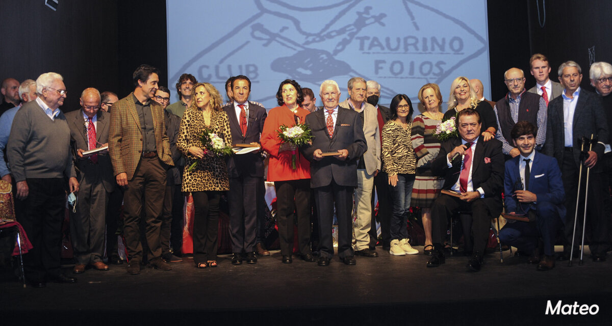 El Club Taurino de Foios dedica a El Fundi y José Escolar su primer acto