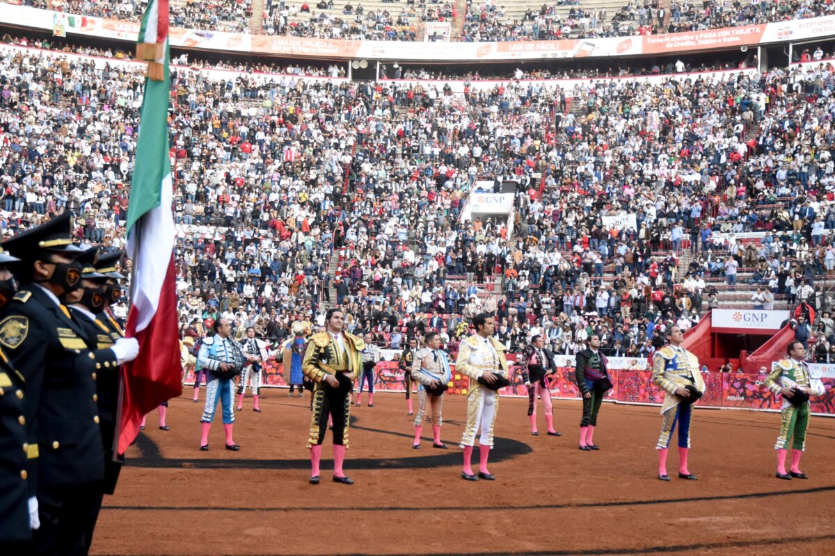 La Plaza México se pronuncia sobre la suspensión provisional de los festejos taurinos