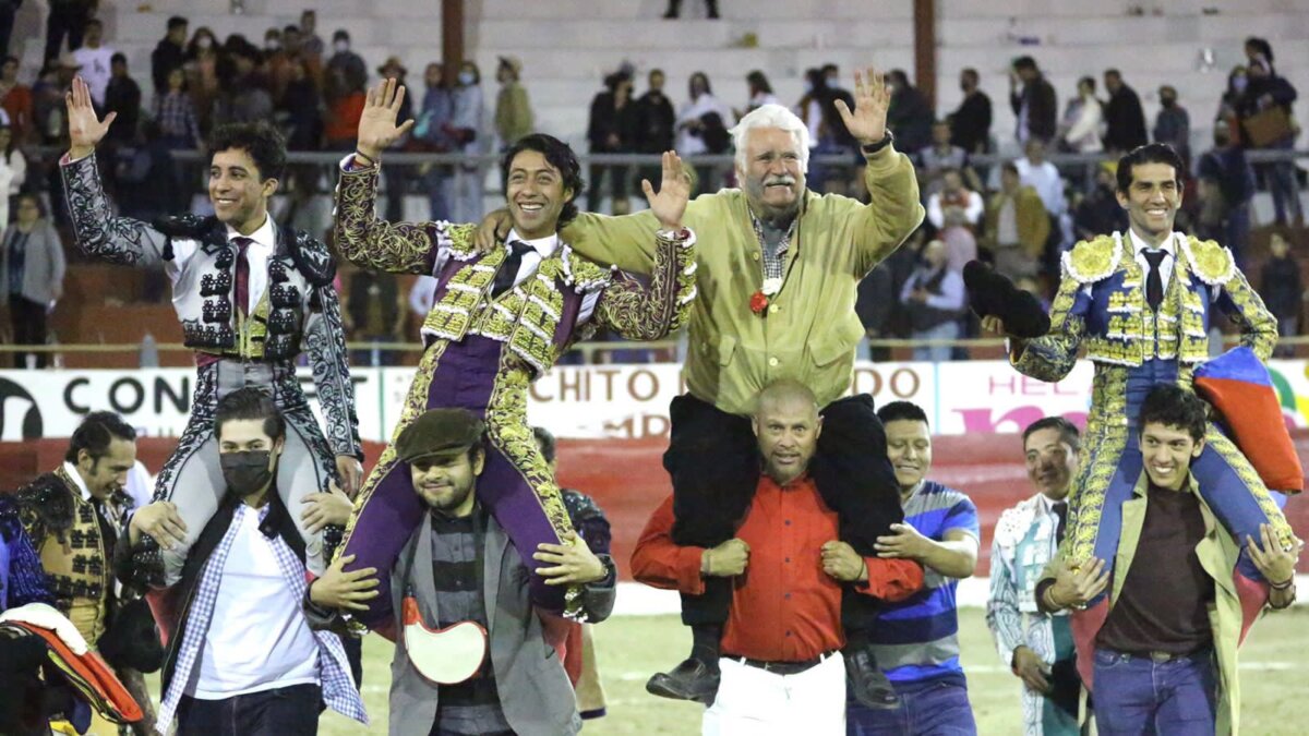 Gran tarde de Calita, Sergio Flores y Leo Valadez en Tlaltenango