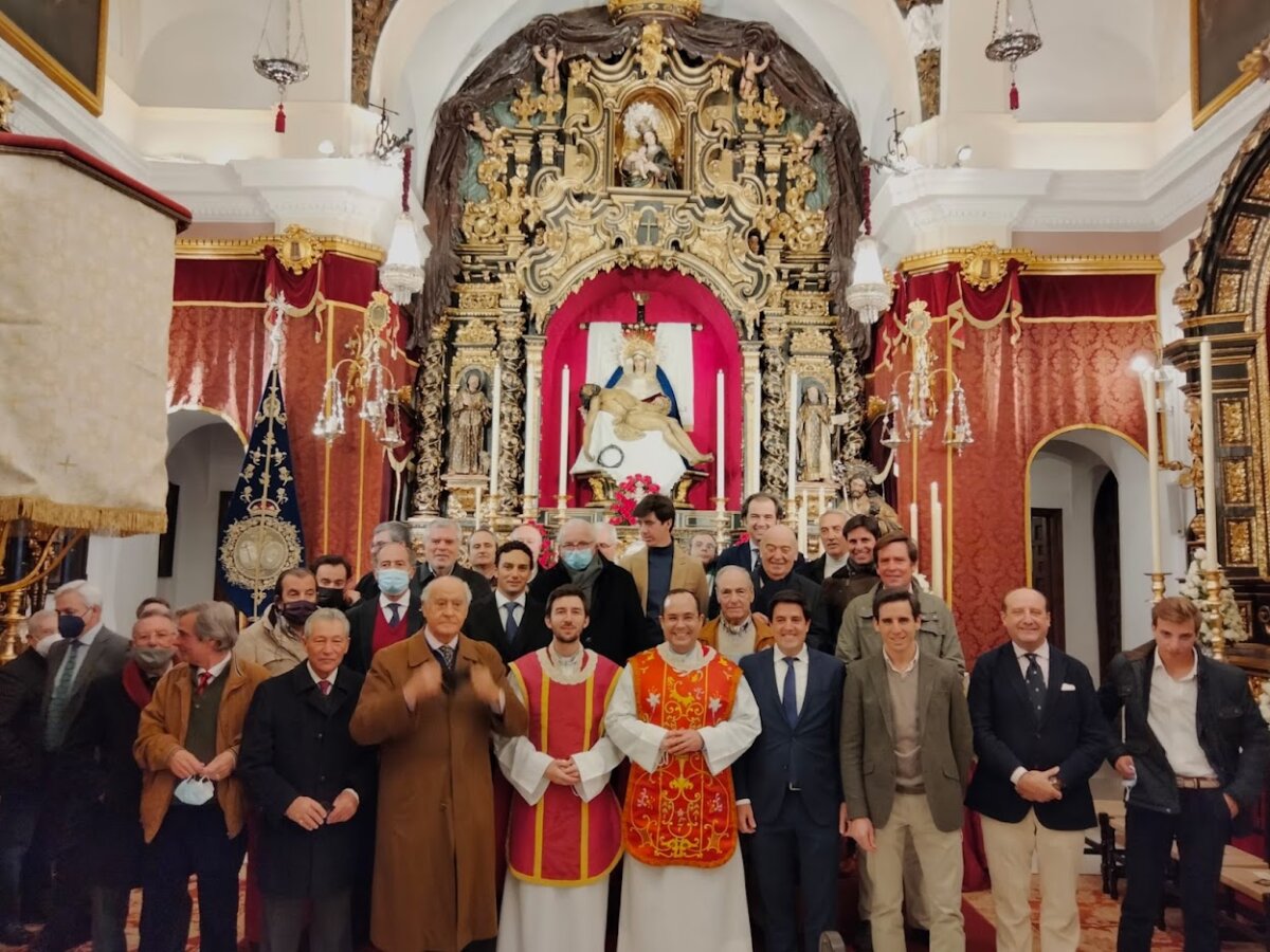 El Baratillo reúne al toreo sevillano en acción de gracias