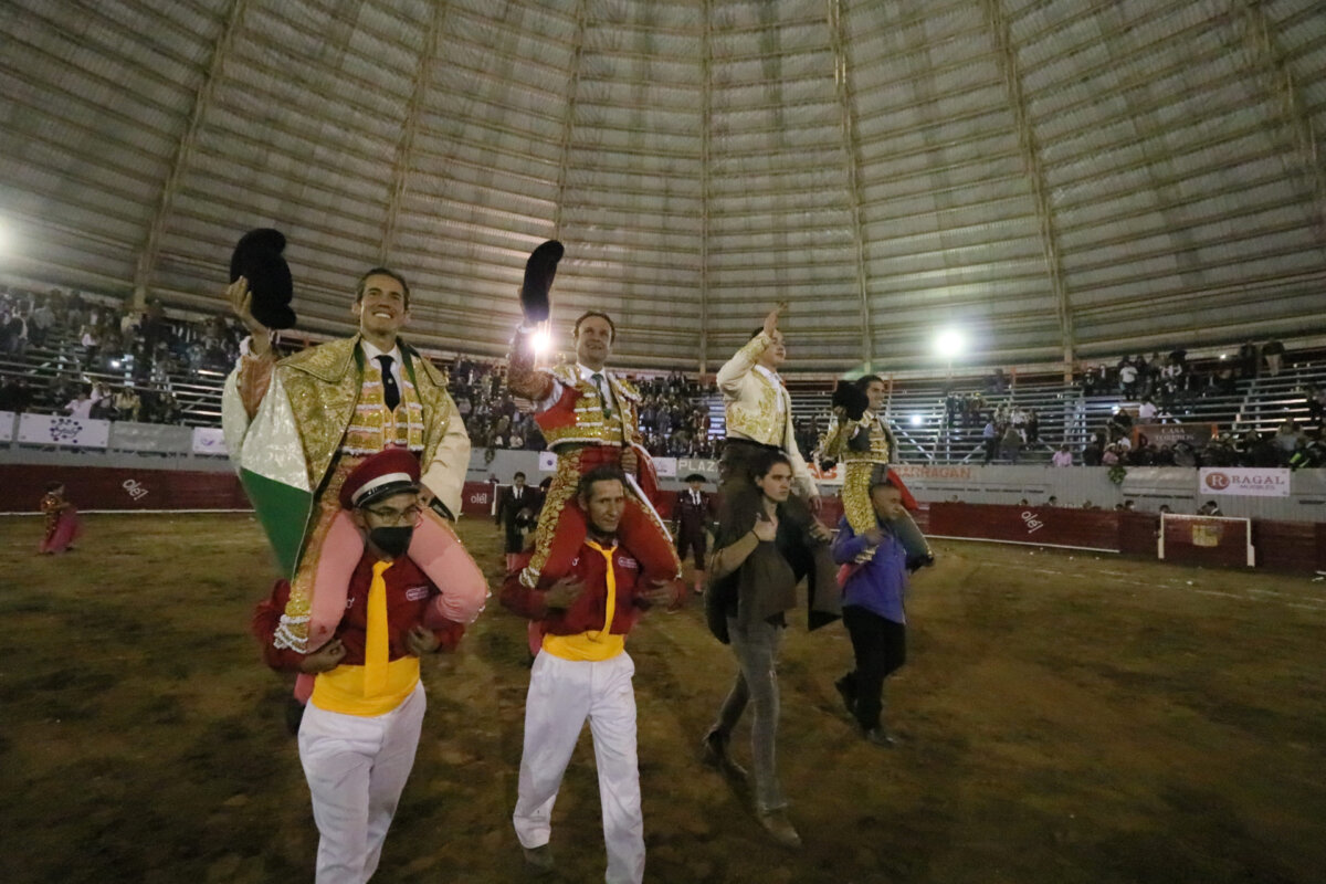 Moroleón inaugura su temporada a lo grande