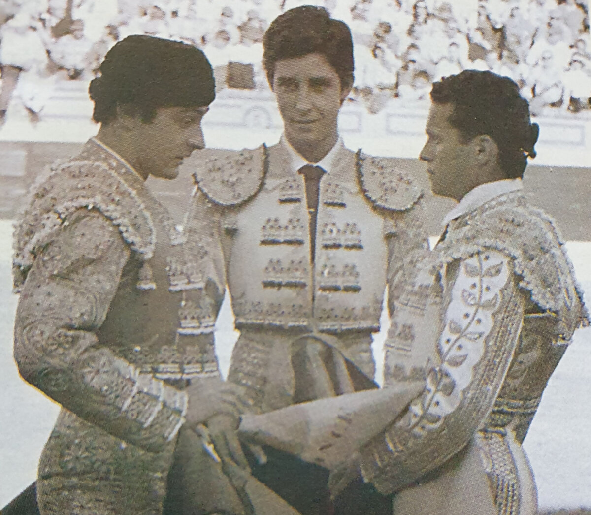 Arrollador Antonio Ferrera en su alternativa en Olivenza