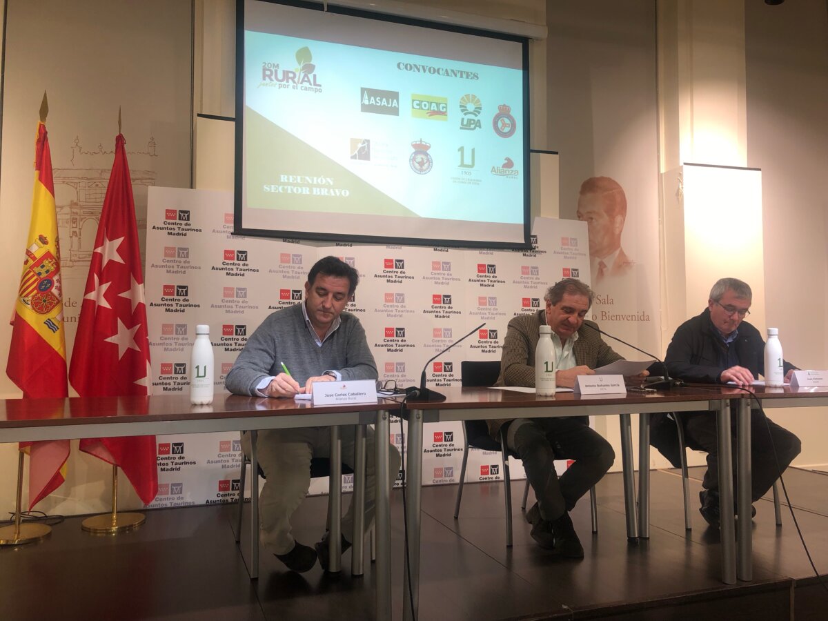 Los sectores taurinos se reúnen para organizar la manifestación del 20M