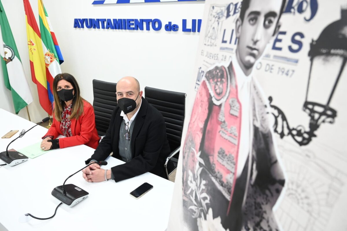 Manolete, mito y leyenda, plasmado en un cartel "casi cinematográfico"