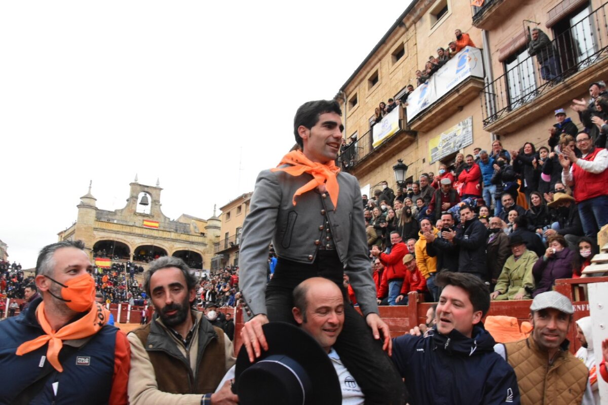 Pinto llama a la puerta en Ciudad Rodrigo