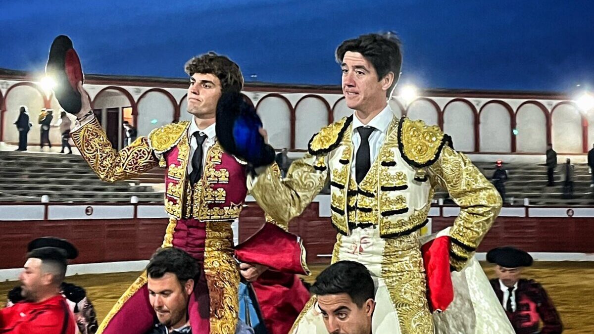 Esaú Fernández y Orozco, a hombros en Torralba de Calatrava