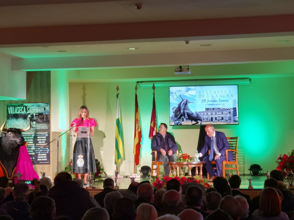 Villaseca de la Sagra homenajea a César Rincón en la clausura de sus jornadas taurinas