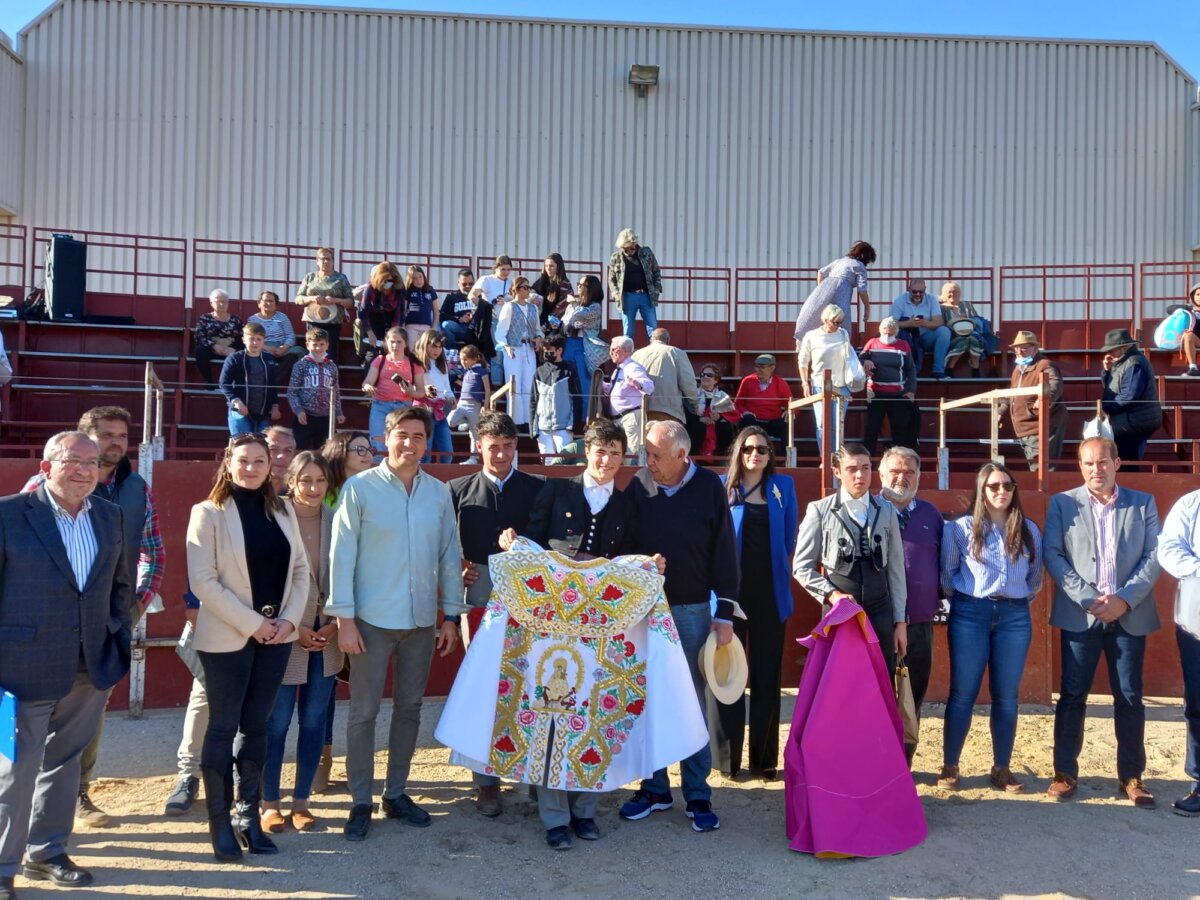 Tristán Barroso se lleva el XII Bolsín Taurino "Villa de Candeleda"