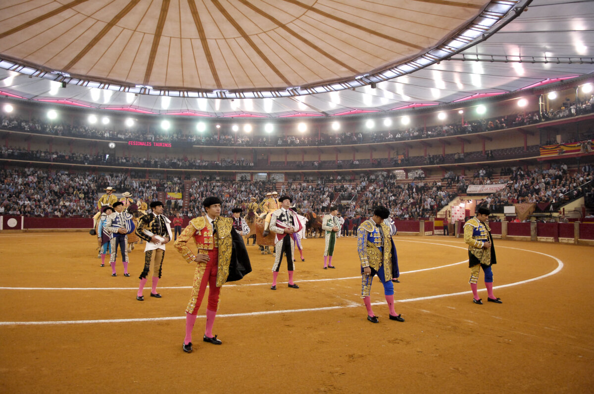 El anacronismo de las plazas