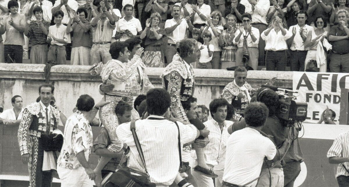 El día que El Litri y Camino volvieron a torear para doctorar a sus hijos en Nimes