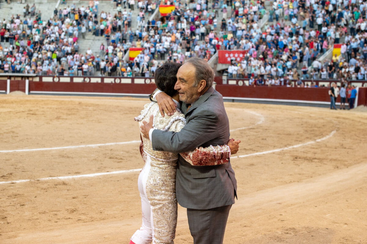 Ricardo Gallardo: "En la novillada hemos visto cosas muy importantes, hemos disfrutado viendo a los chavales"