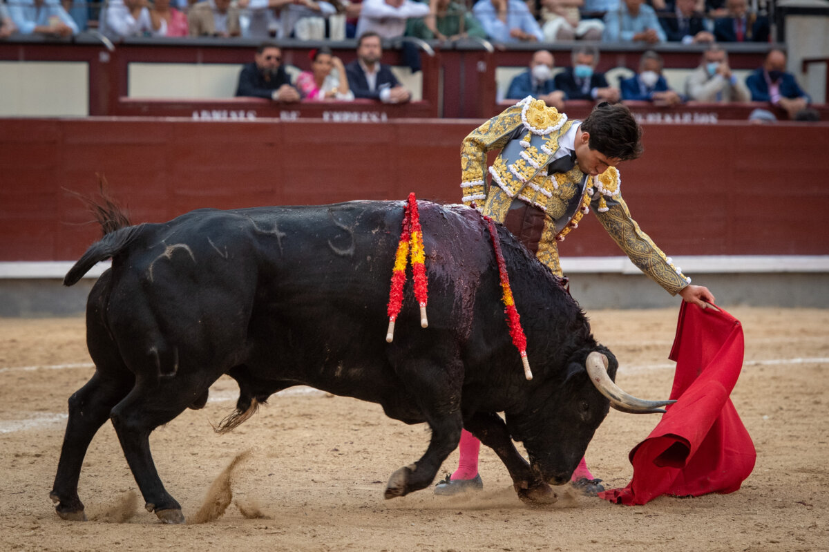 Serias actuaciones de Curro Díaz y Álvaro Lorenzo en Madrid