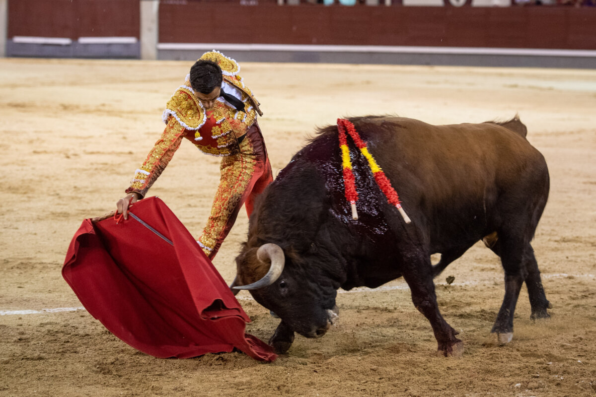 "Paco Ureña "la alegría de la huerta", con música por favor"