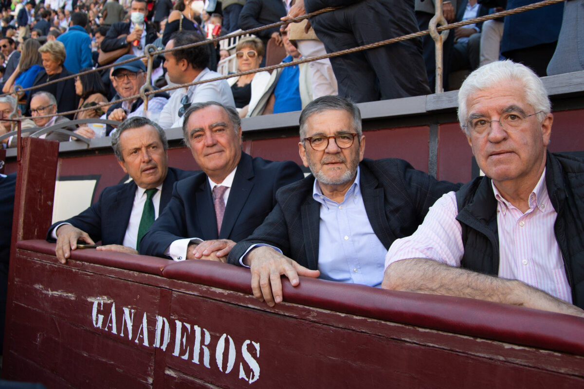 Los rostros más conocidos de una nueva tarde en San Isidro