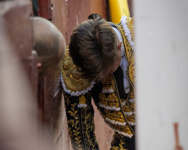El Juli rompe a llorar tras bordar el toreo