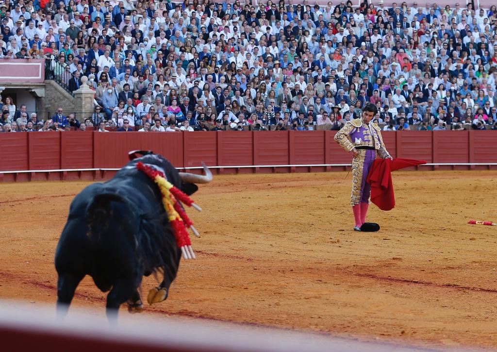 El monumental homenaje de Morante a Pepe Luis en Sevilla