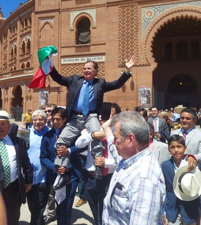 La Comunidad de Madrid conmemora los 50 años de la salida a hombros de Eloy Cavazos