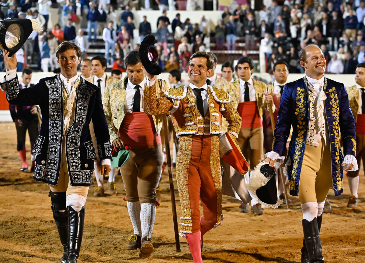 Gran tarde en la corrida mixta de Alcochete