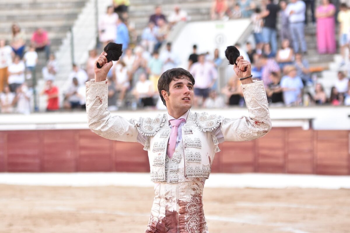 García Pulido, fuerte varetazo en el gemelo izquierdo