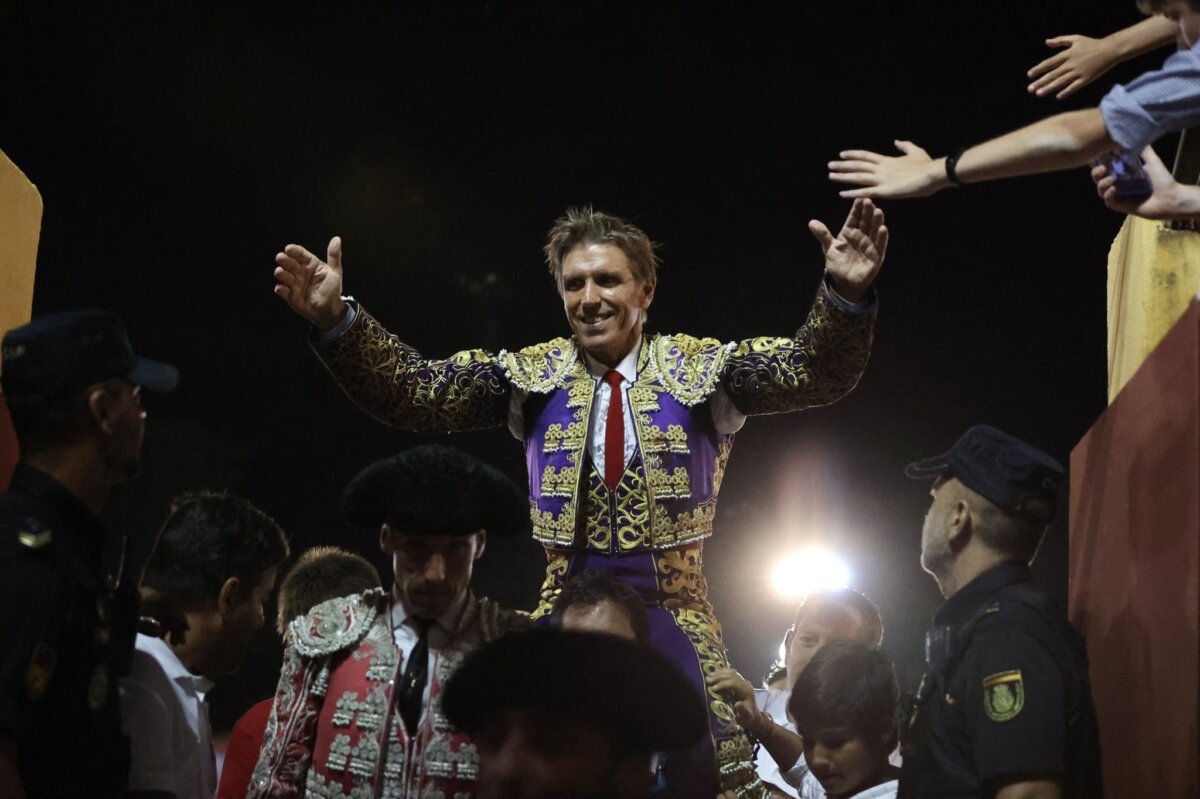 El Cordobés alborota Fuengirola y Morante hace el toreo