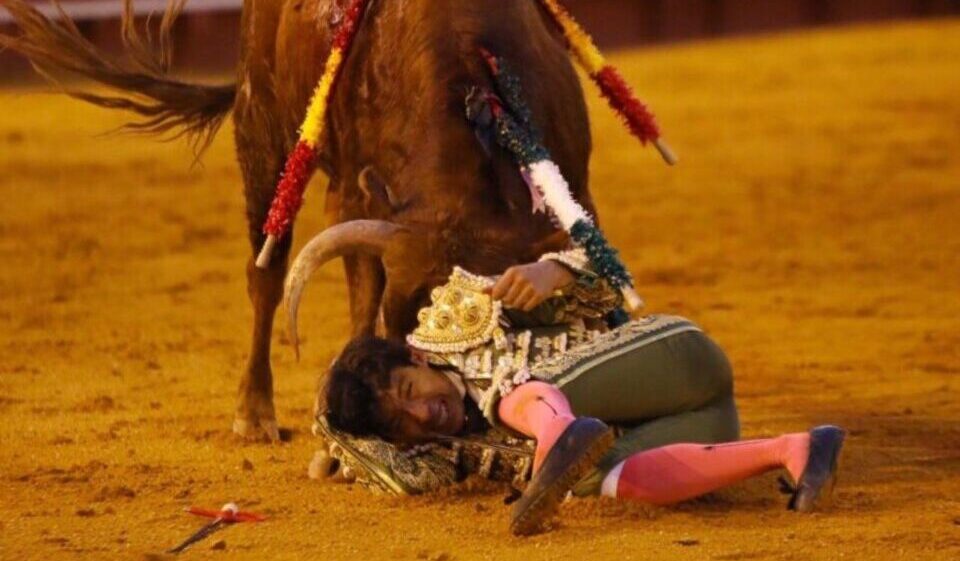 Accidentada noche en Sevilla