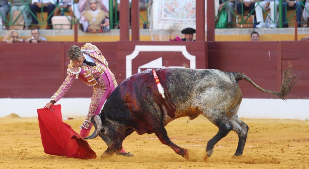Confirmada la lesión de Escribano: objetivo, reaparecer en El Puerto