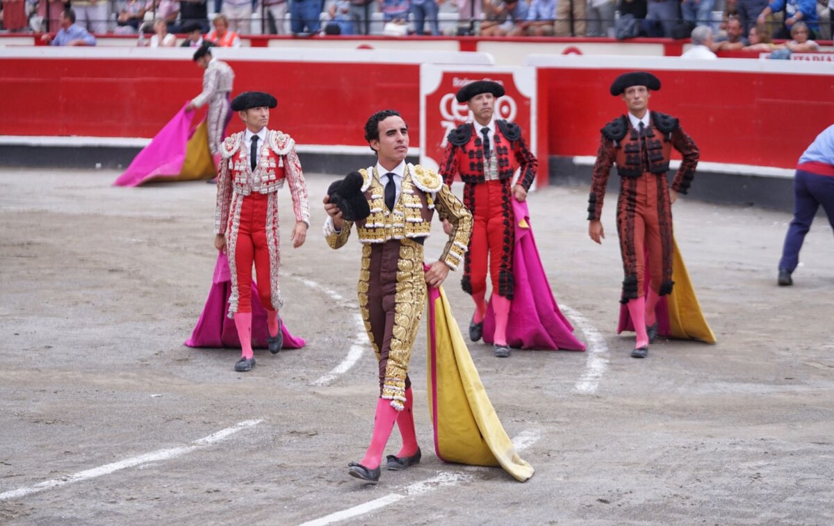 El toreo de Galdós florece en Azpeitia con buenos murteiras
