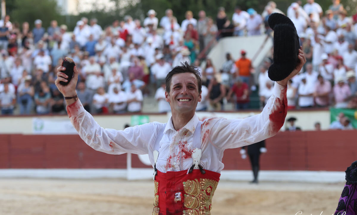 Emotiva alternativa de Montero y un doloresaguirre de vuelta al ruedo en Orthez