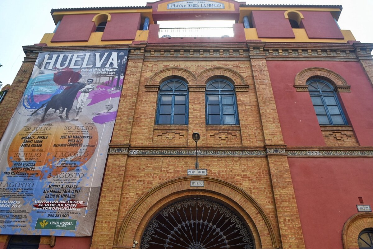 Huelva ya huele a toros y Colombinas
