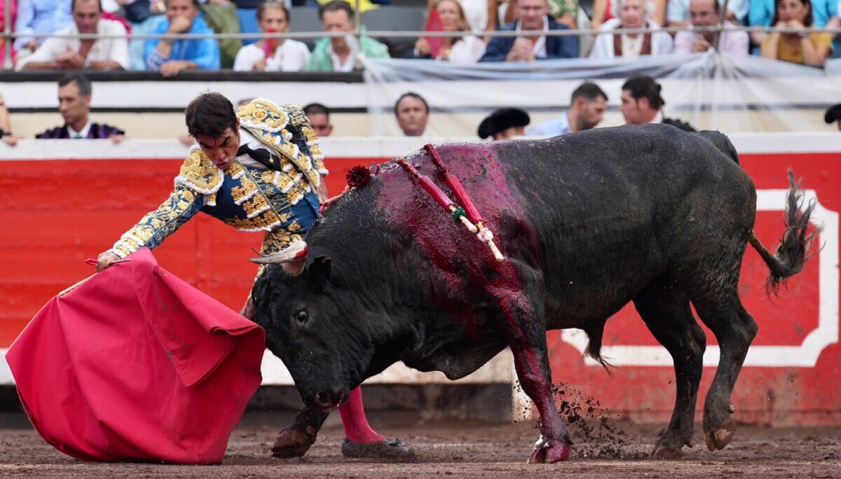 López Chaves, un oasis en la deslucida miurada de Bilbao