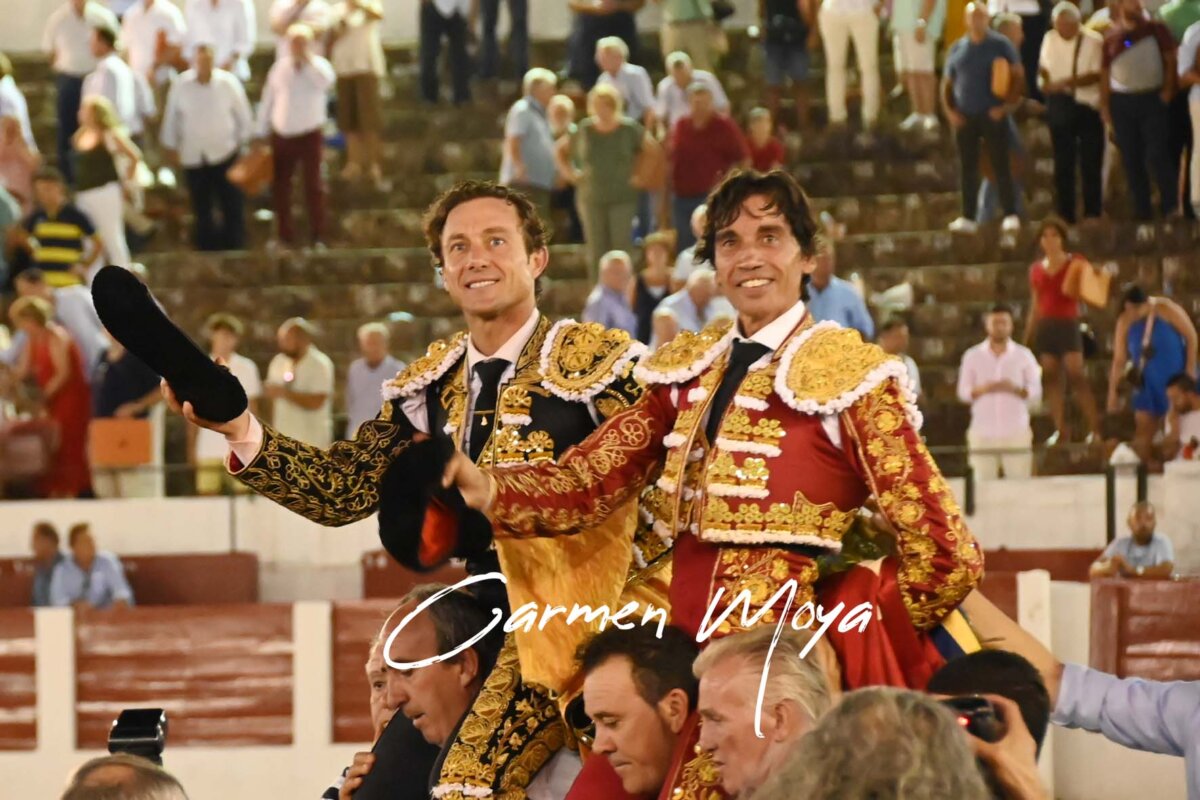 Curro Díaz defiende su trono en Linares ante un gran debut de Rafaelillo