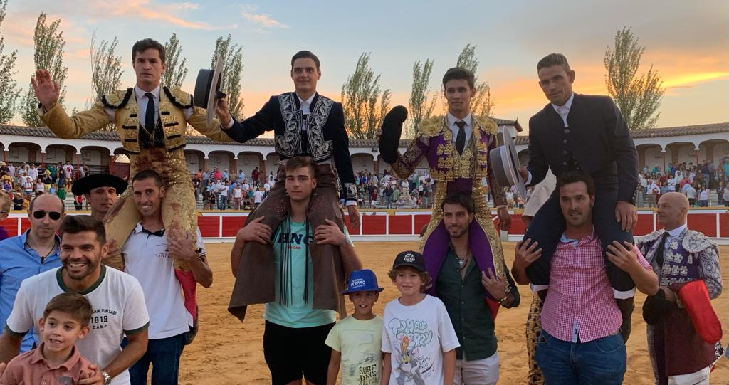 Gran tarde de toros en Peñaranda de Bracamonte