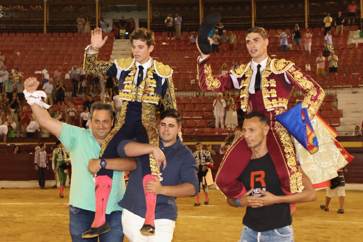 Un rotundo Jorge Martínez, a hombros con Parrita en Murcia