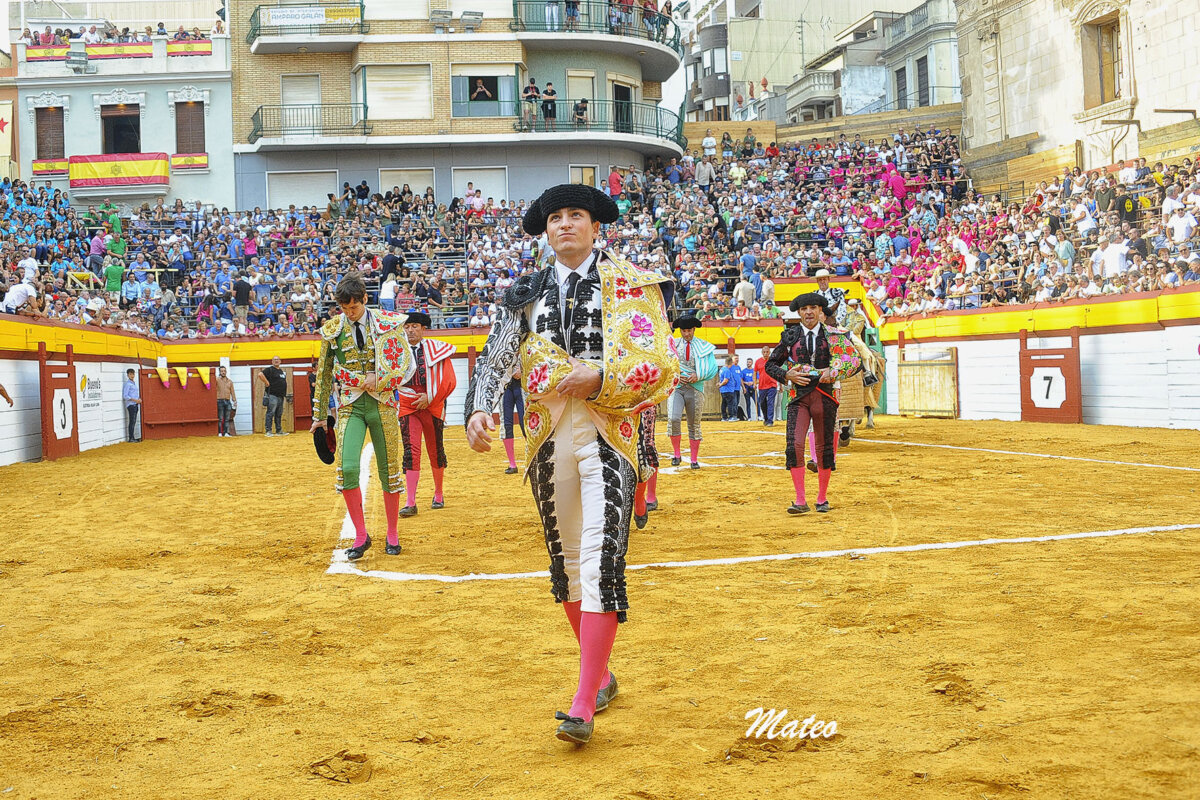 Algemesí, la versión más festiva de la tauromaquia