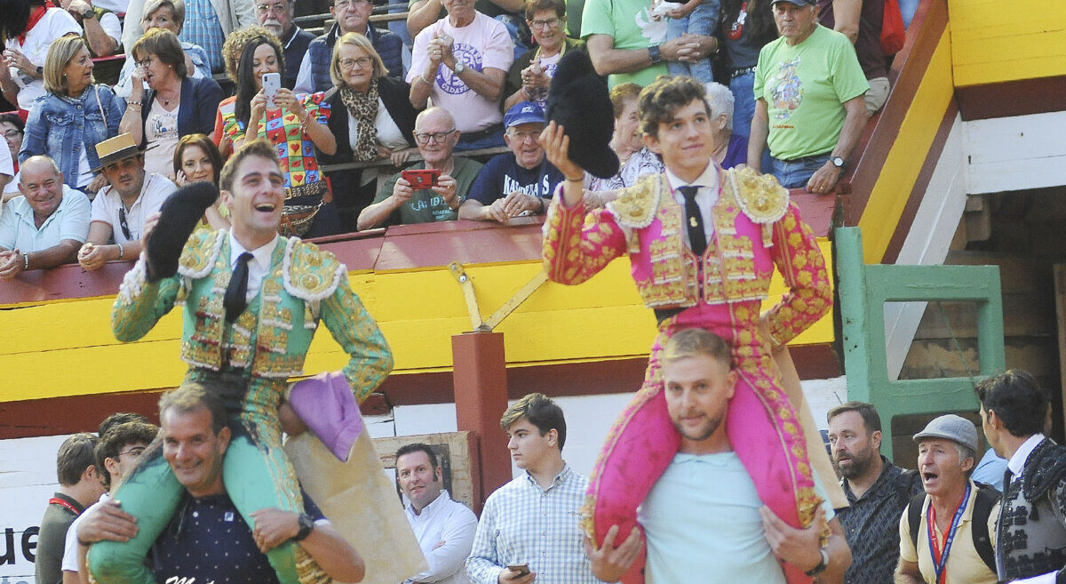 Excelente tarde de Jorge Martínez y El Niño de las Monjas en Algemesí