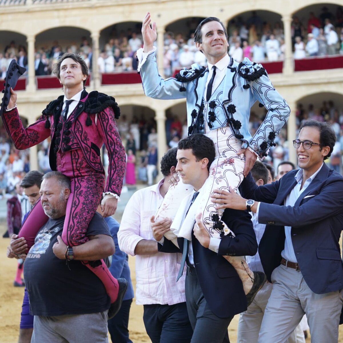 Roca Rey vuelve a lo grande en una Goyesca que inspira a Juan Ortega