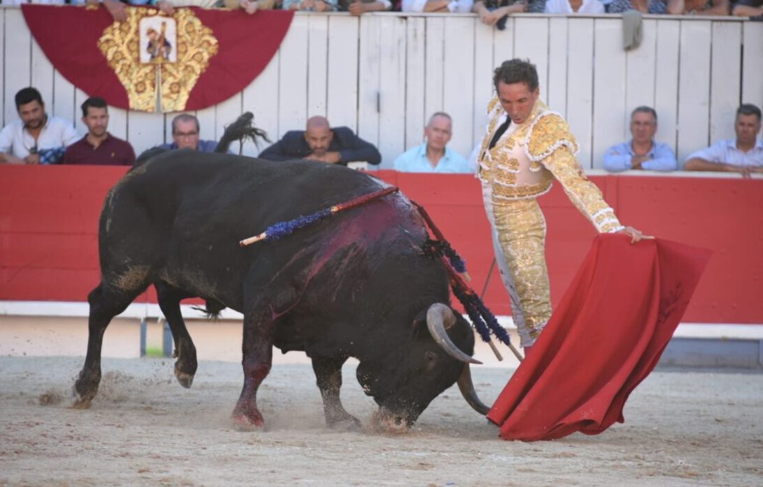 La actitud de De la Calle y la firmeza de Solera destacan en Arles