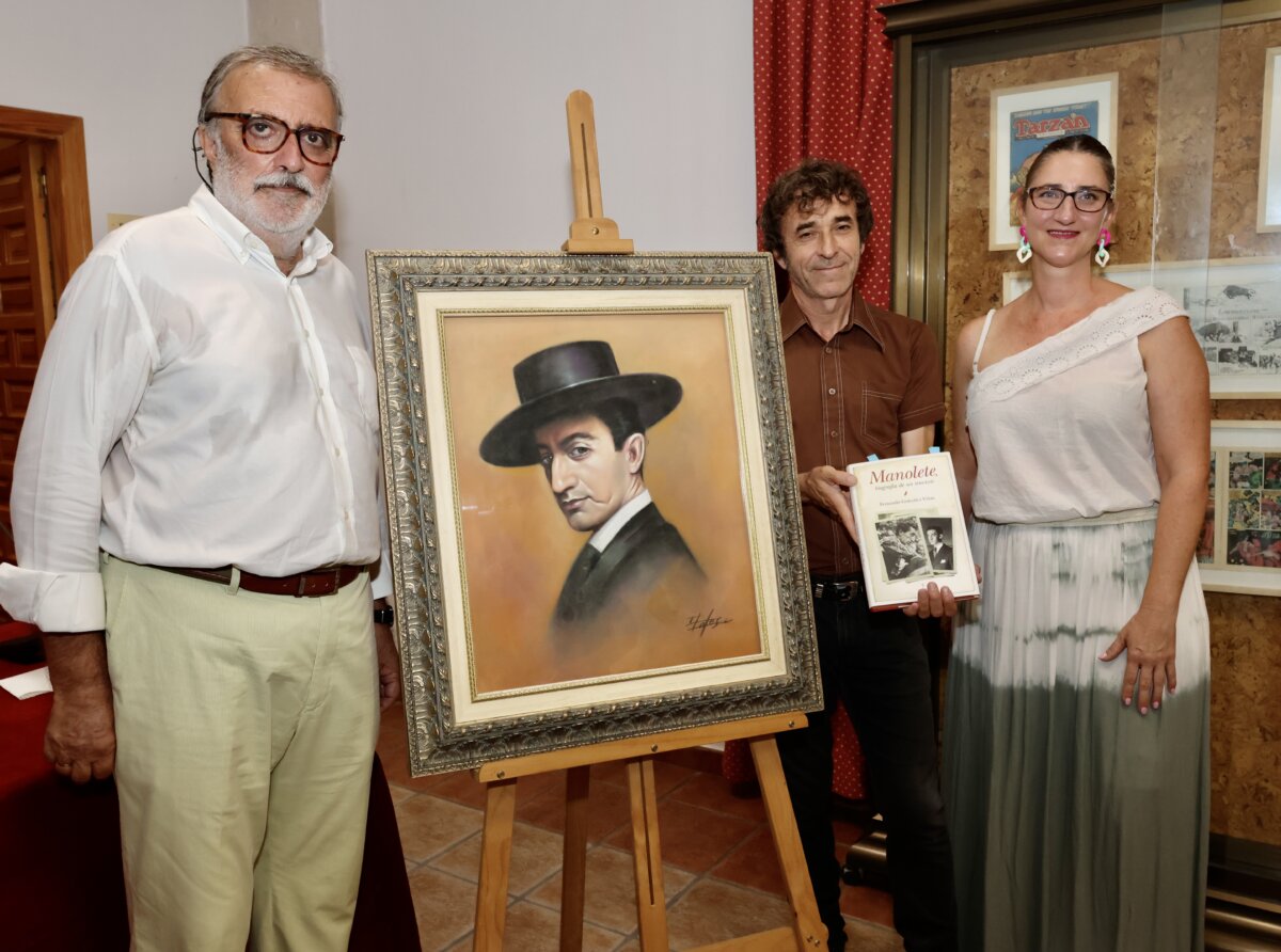 Alicante recuerda la figura de Manolete en una conferencia